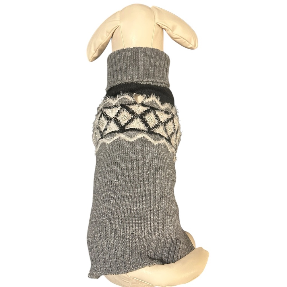 Pet sweater
